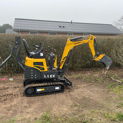 BERNARDS minigraver - 1,1 ton - udskydelig undervogn